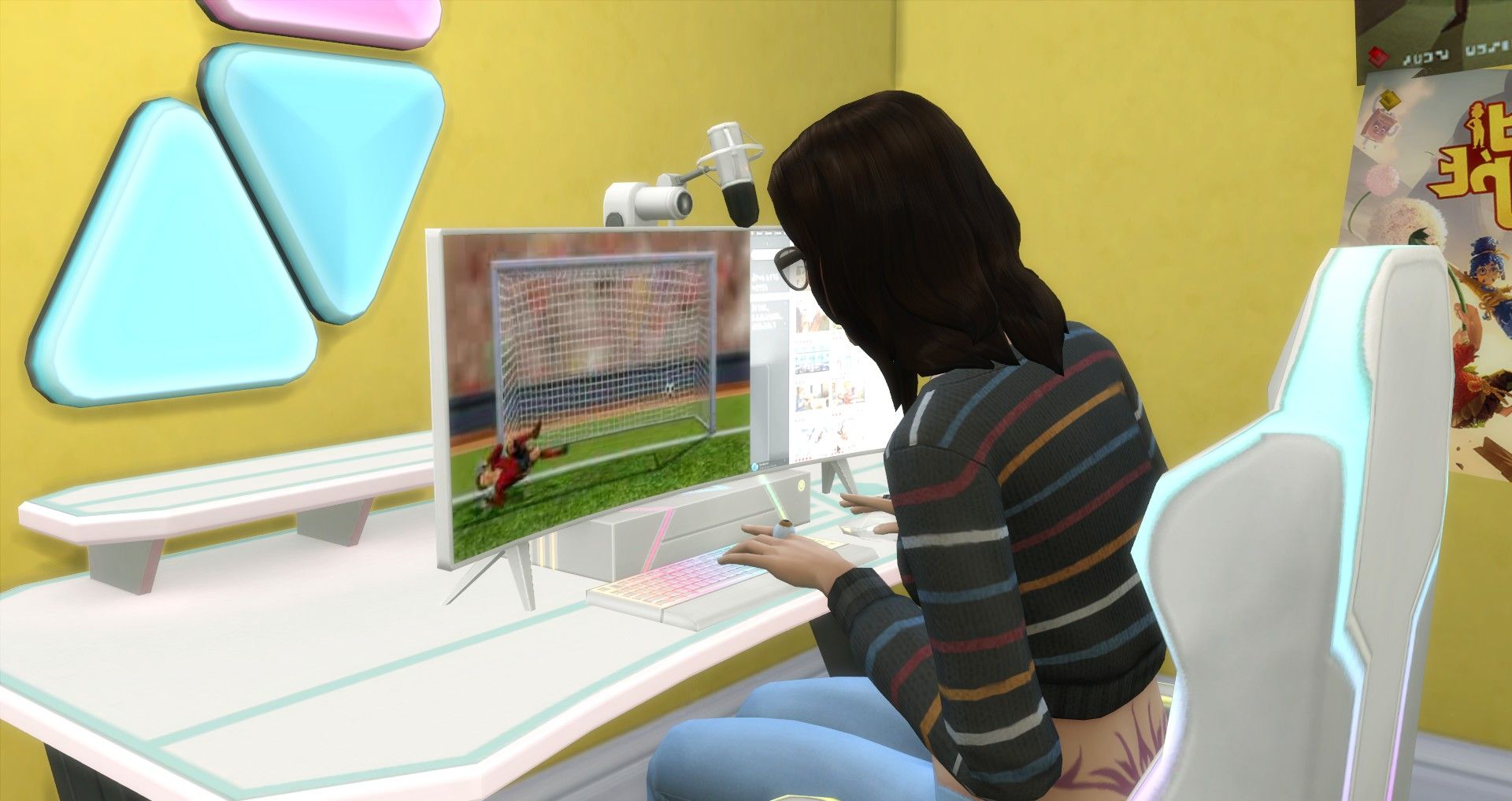 Ein Sim, der ein Sportspiel auf einem Computer spielt, die Sims 4-Videospielfähigkeit
