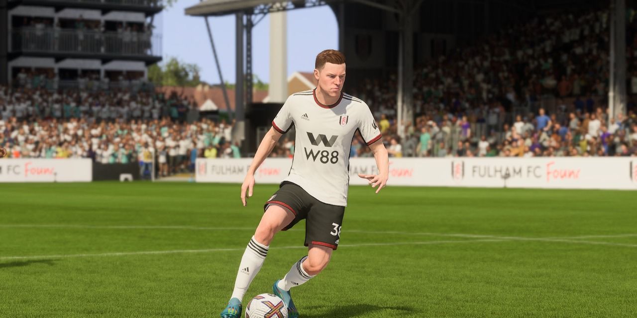 EA Sports FC 24: Luke Harris playing for Fulham