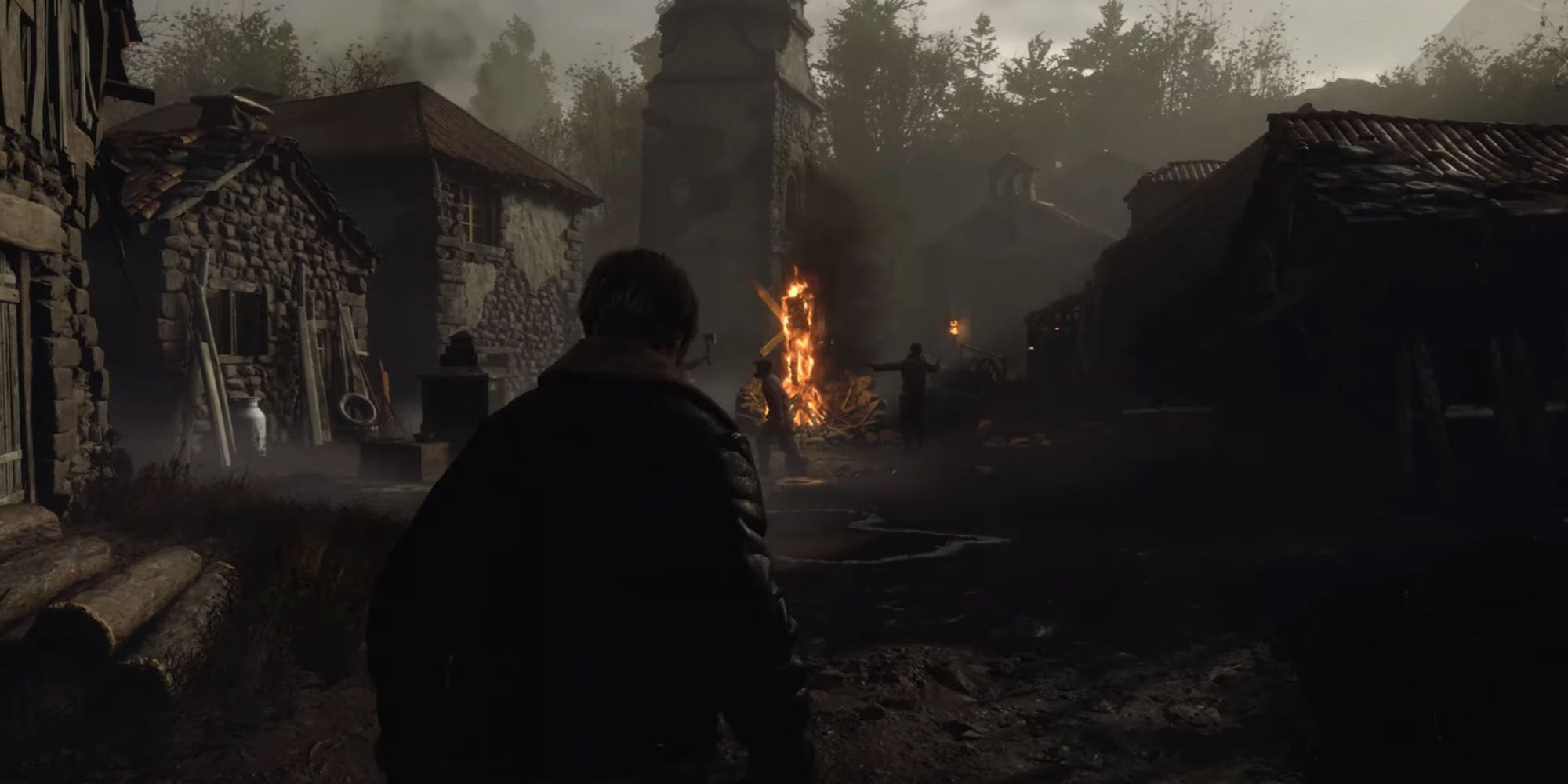 Leon Kennedy betritt das Dorf in Resident Evil 4 Remake