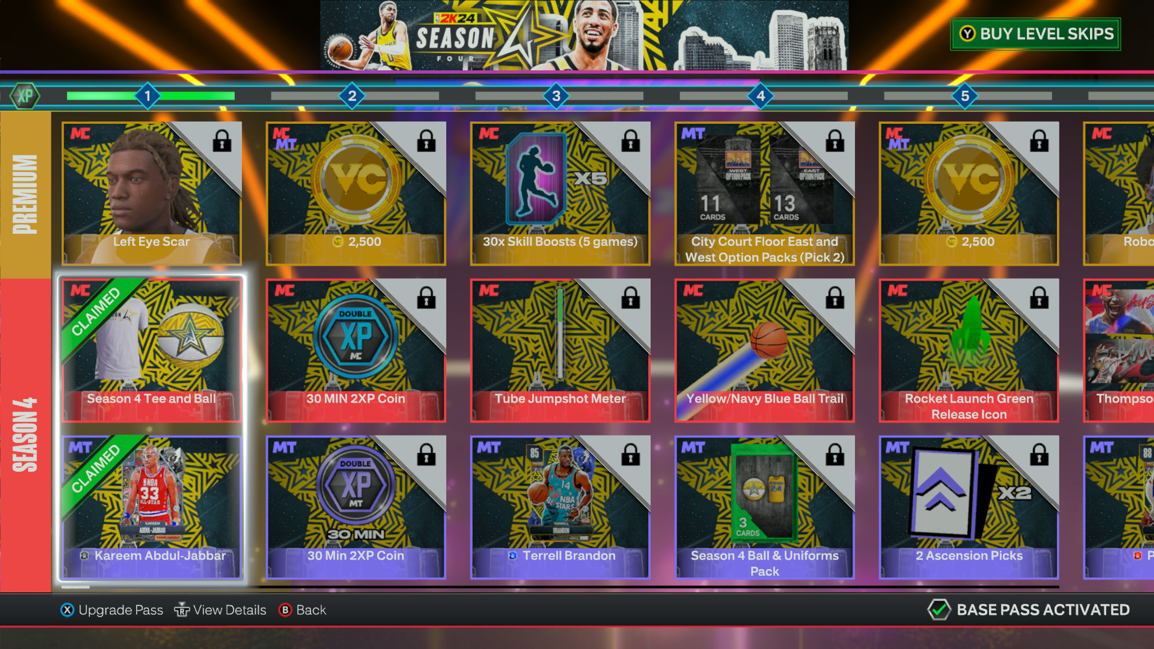 The first few levels of rewards from NBA 2K24 Season 4, for the base and premium sets.