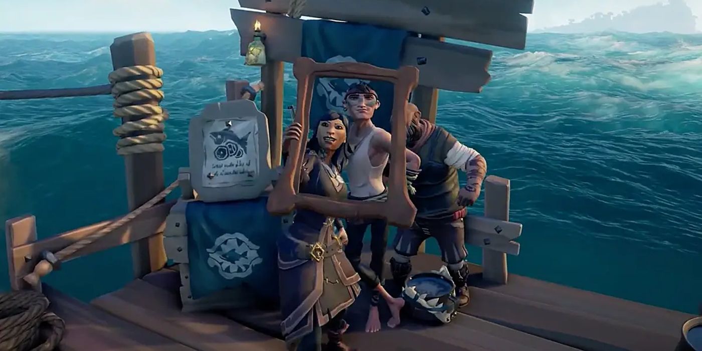 Sea of Thieves Pirates Posing Behind Picture Frame