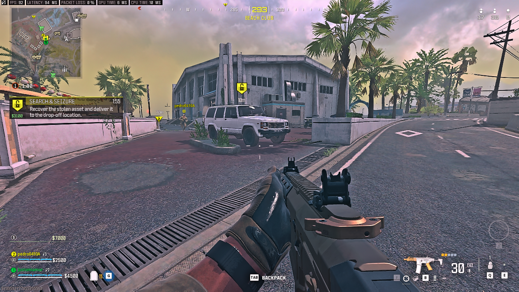 Player looking at a white SUV for a contract in Call of Duty Warzone