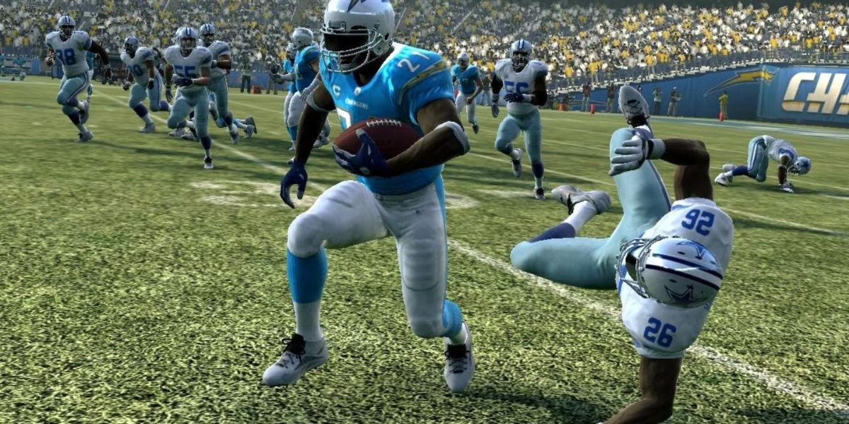 A football tackle in Madden NFL 09