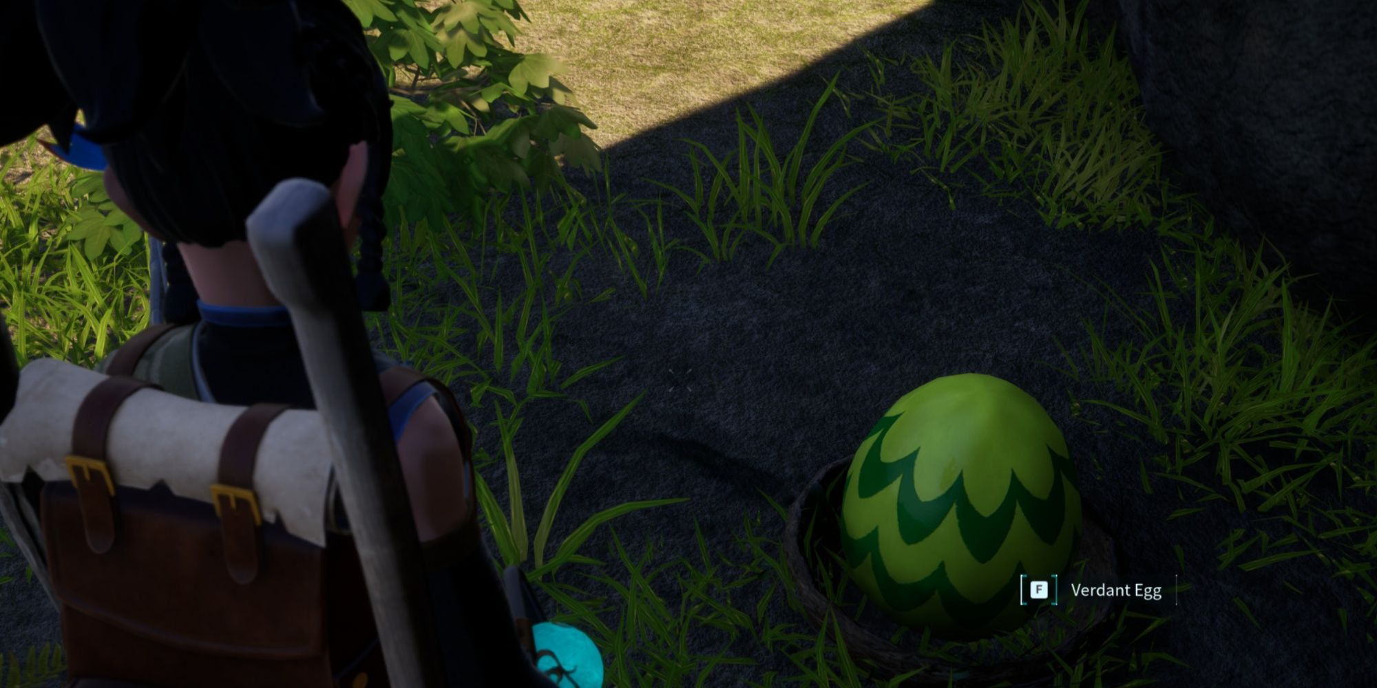 Palworld: The player looks down at a Verdant Egg