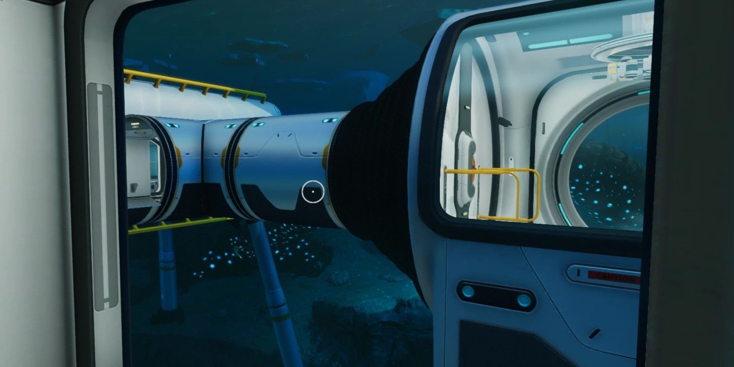 The Best Mods For Subnautica Below Zero   The Refined Textures Of The Sleekbase Mod In Subnautica Below Zero 