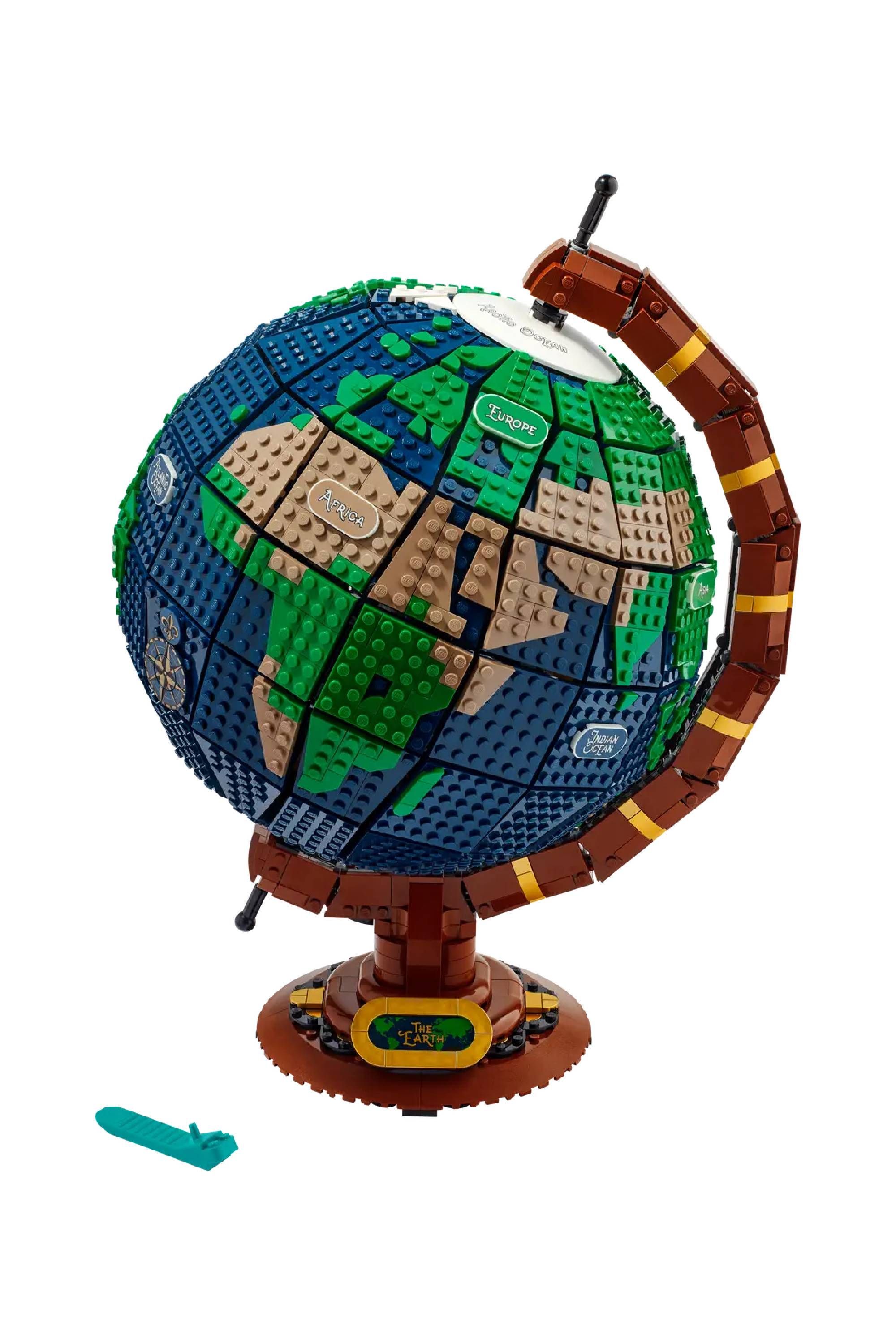 globe lego set