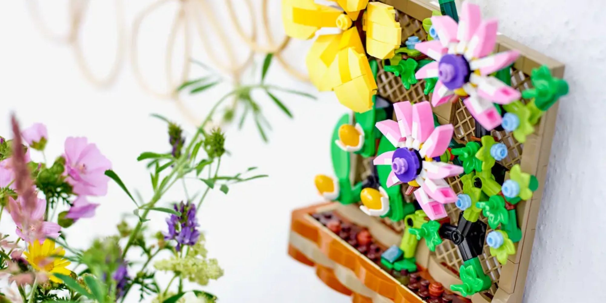 lego flower trellis display set