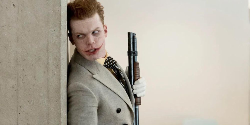 Cameron Monaghan absolutely killing it as the joker