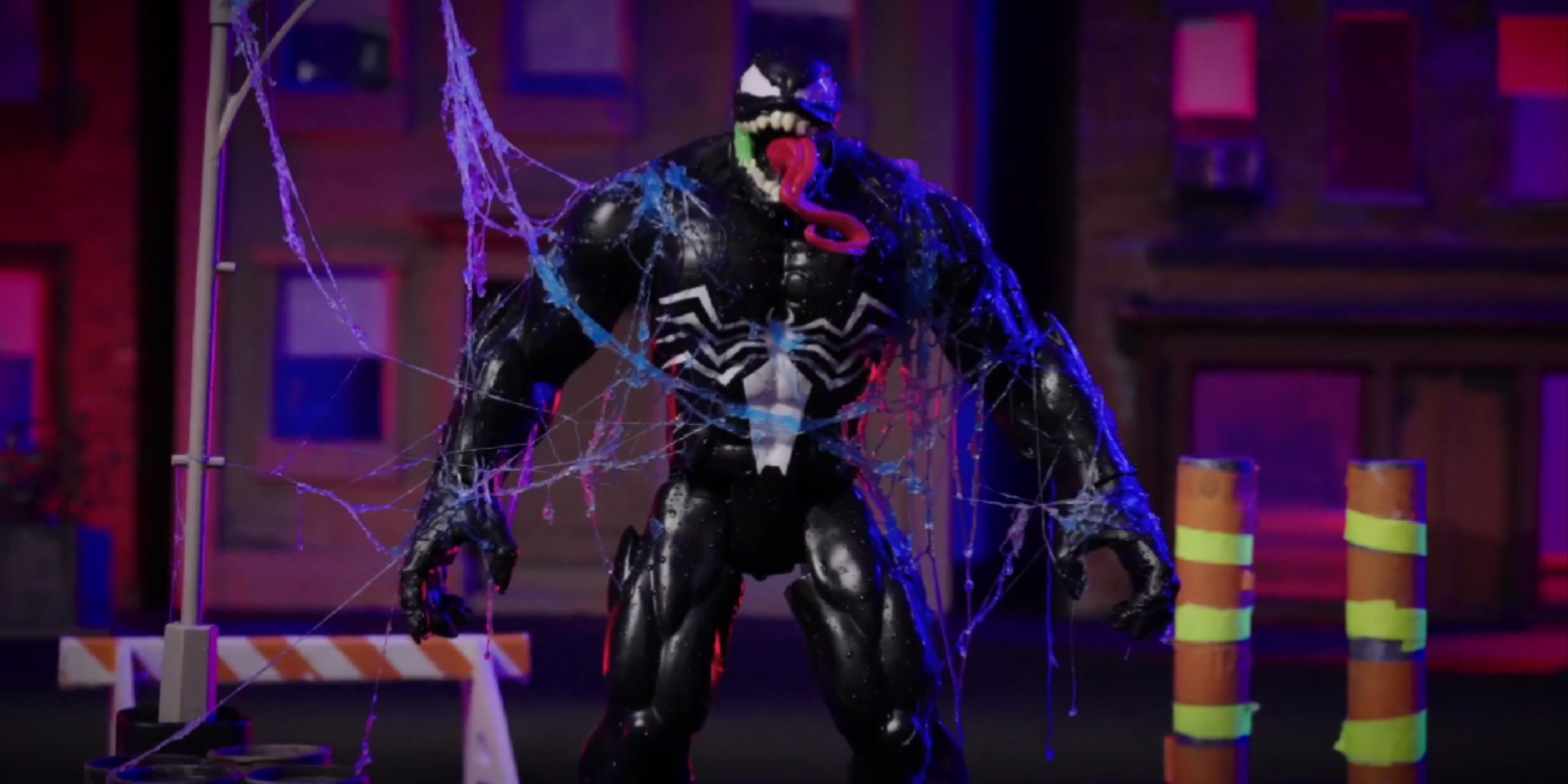 Spider-Man Web Blasters That Fire Web Fluid Revealed By Hasbro