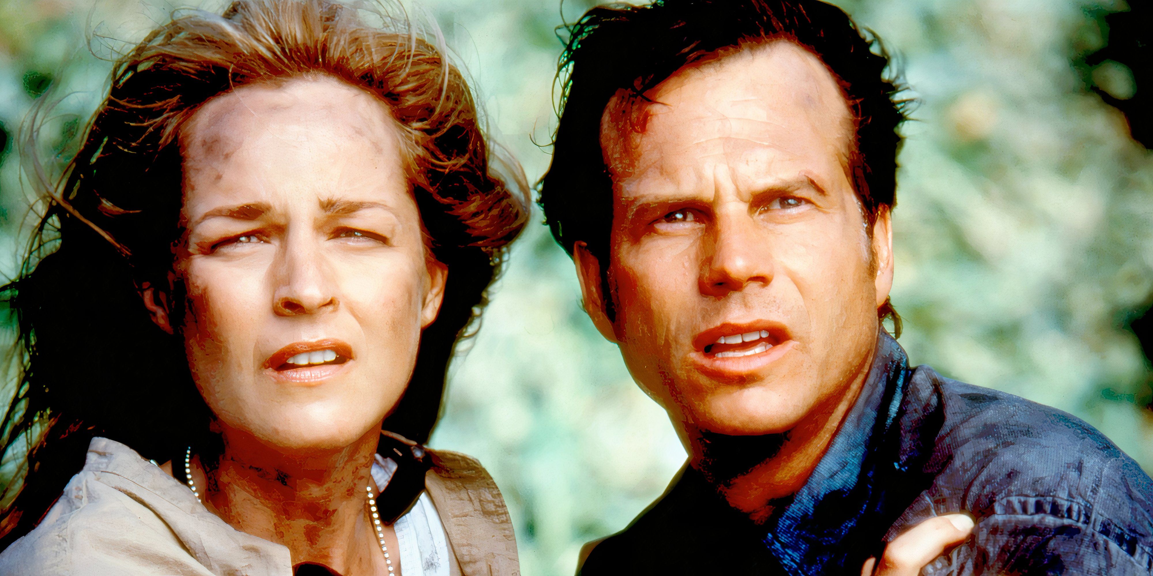 Helen Hunt and Bill Paxton in Twister