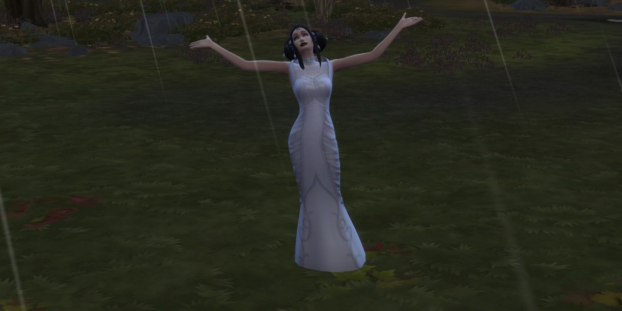 Sim dressed as a goddess