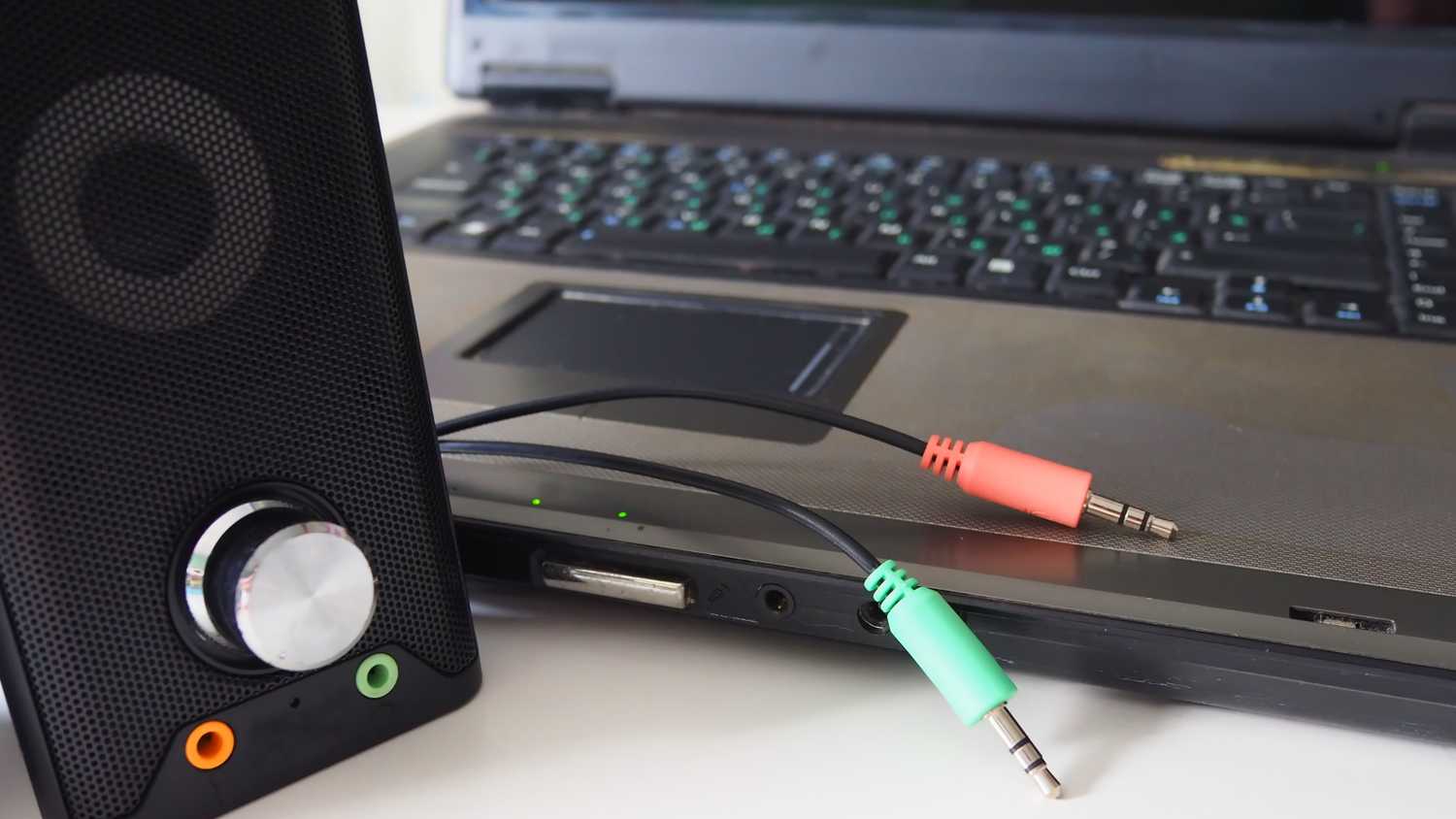 Guide to Connecting Bluetooth Speakers to Computers: Easy Steps