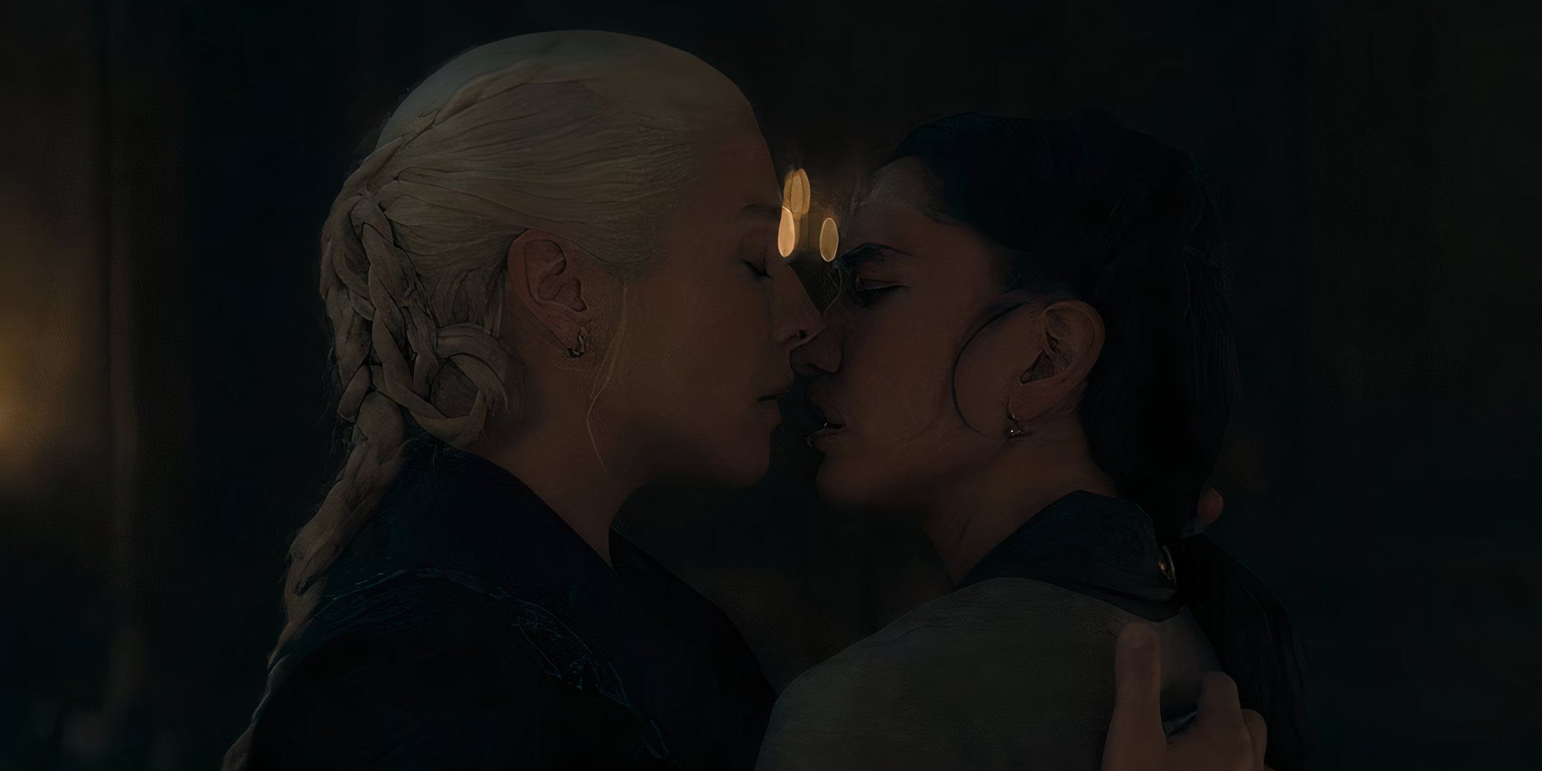 Rhaenyra kissing Mysaria after an intimate moment.