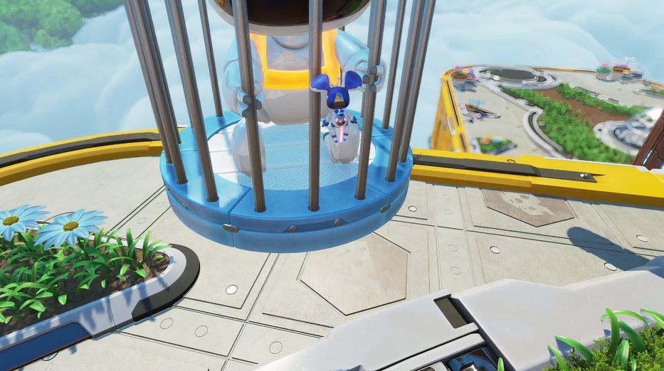 Astro Bot Downsize Surprise mini Astro in a cage