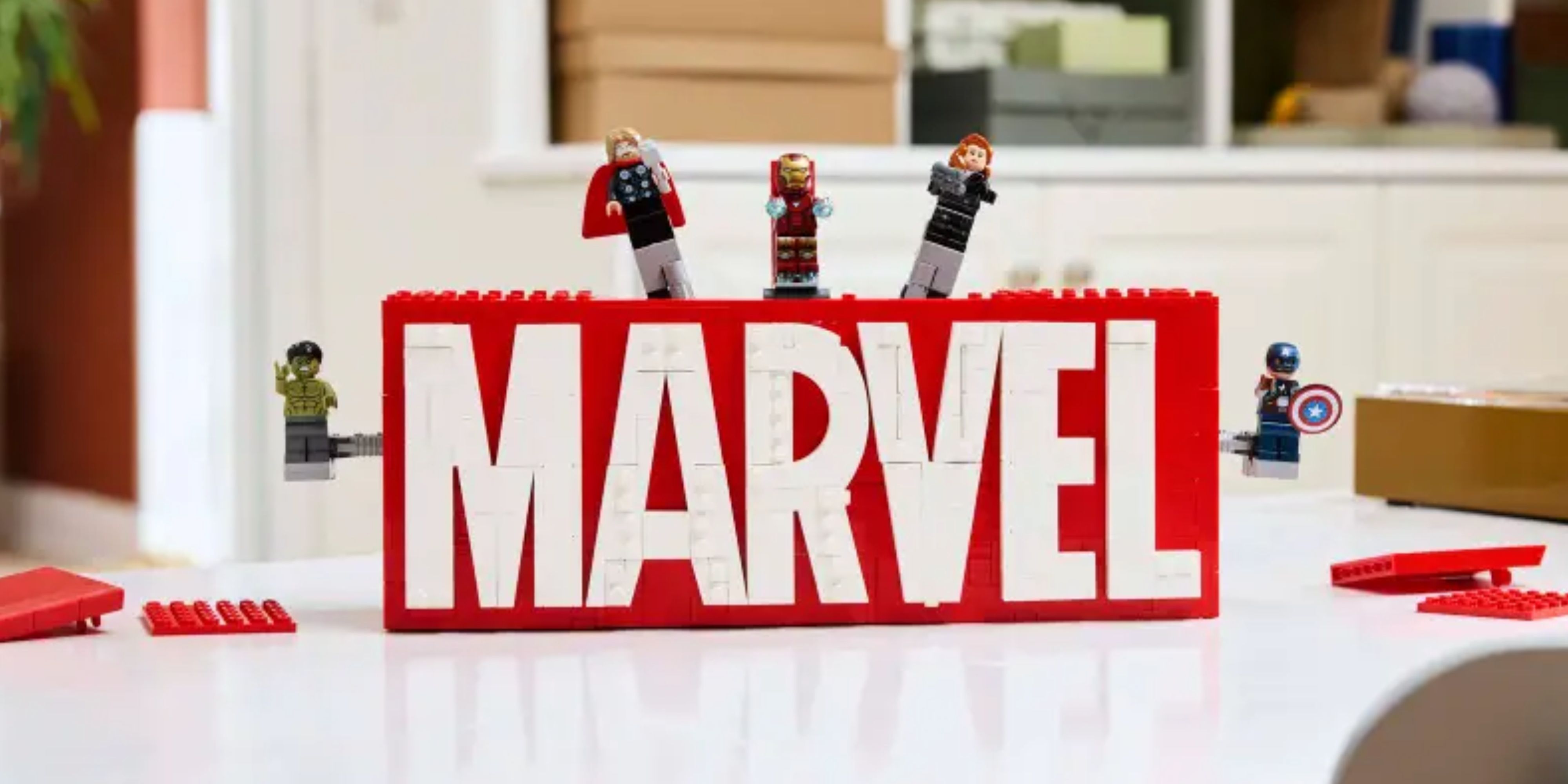 Lego Marvel Superhelter Logo
