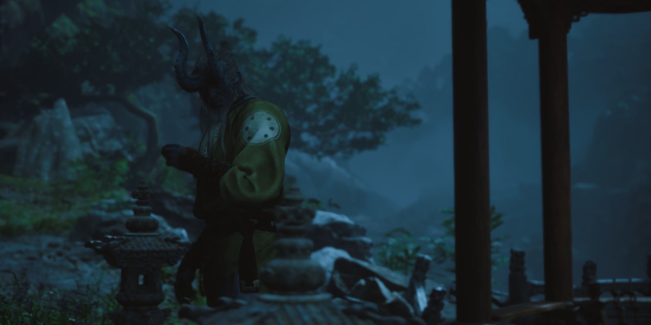 An intro cutscene of the Yellow Loong standing near a pagoda.