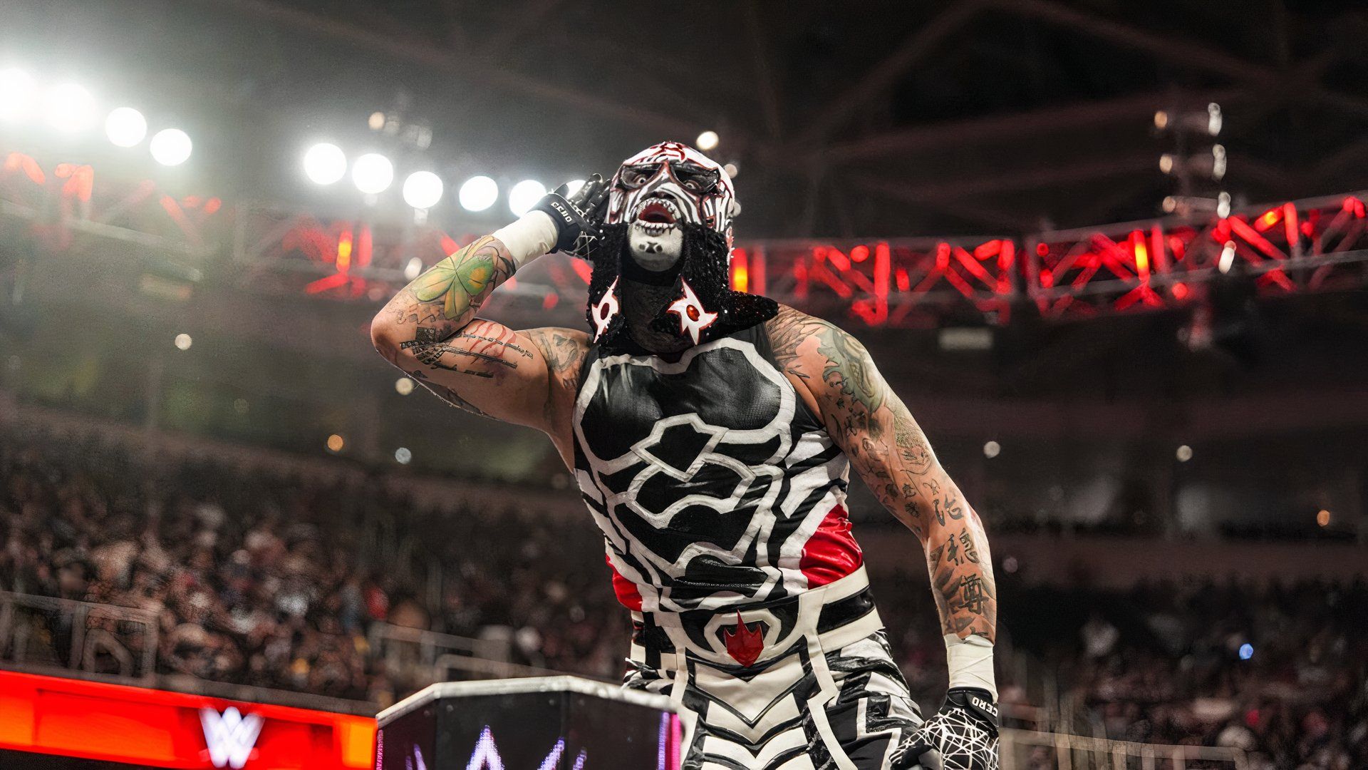 Luchador Penta making his WWE debut on a January 2025 episode of WWE Raw.