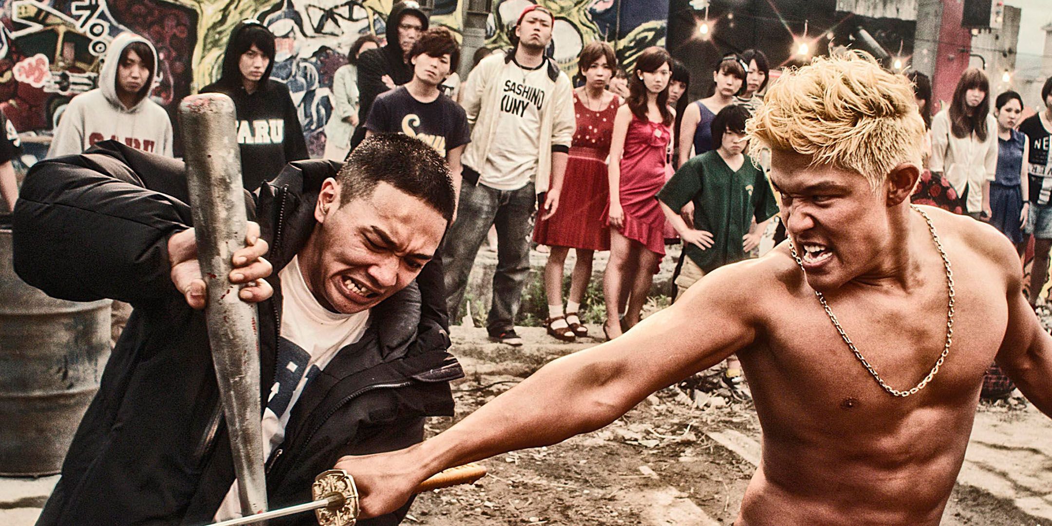Two people fighting in Tokyo Tribe.