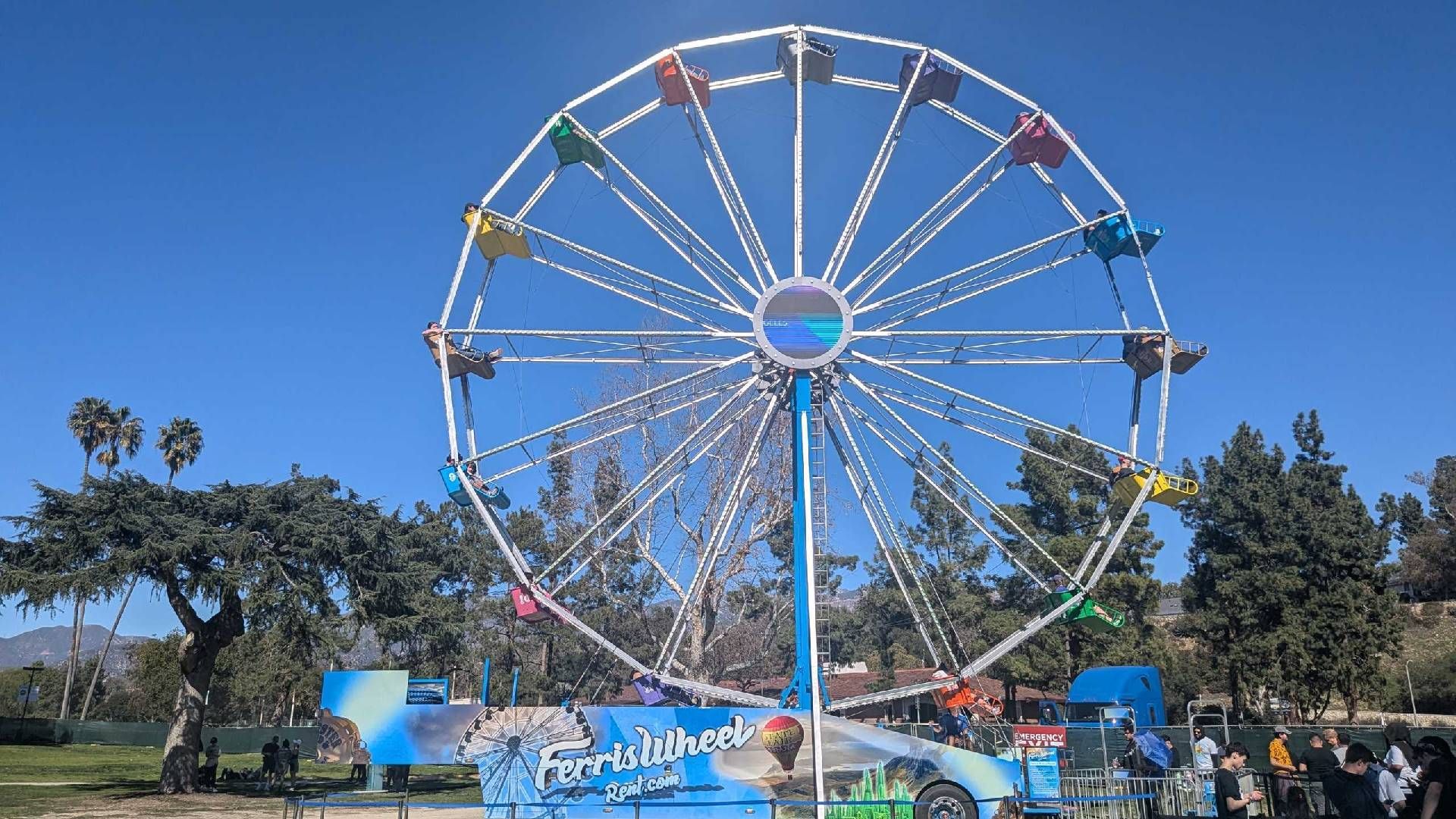 Pokemon Go Tour Unova Ferris Wheel