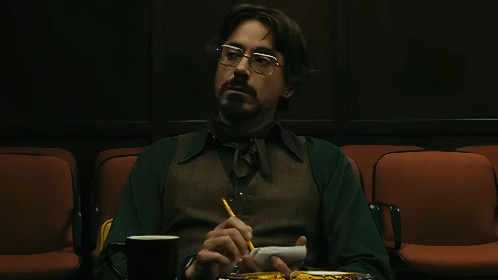 Robert Dowan Junior as Paul Avery Money.