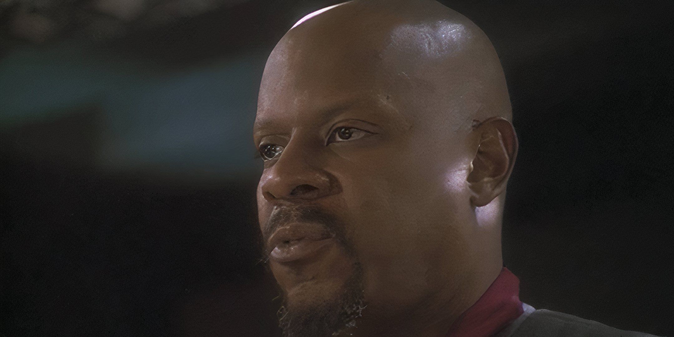 کاپیتان سیسکو در Star Trek Deep Space Nine شایعه می شود