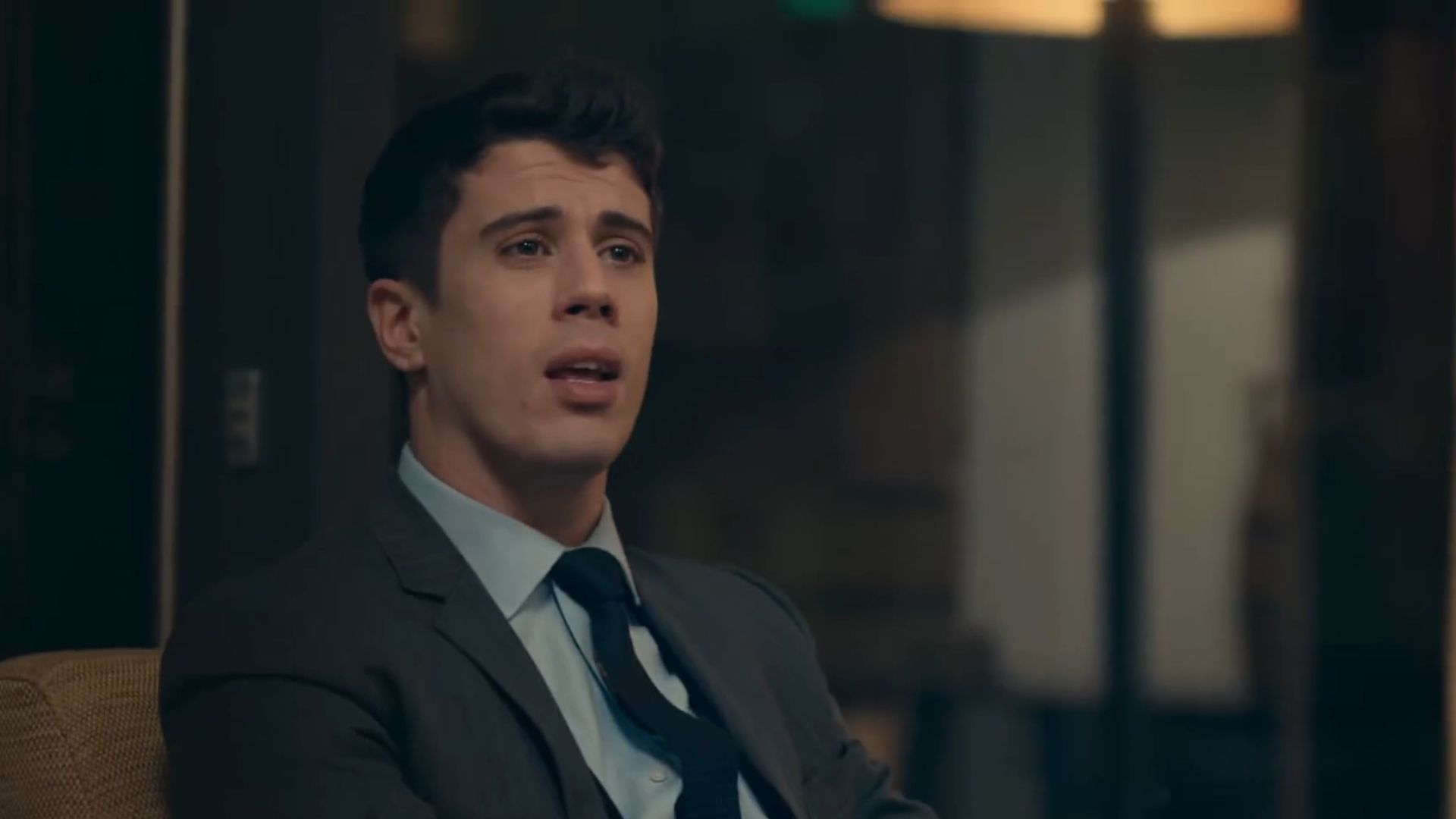 Liam is talking to the FFIAN in the Black Mirror in 'your entire history'.