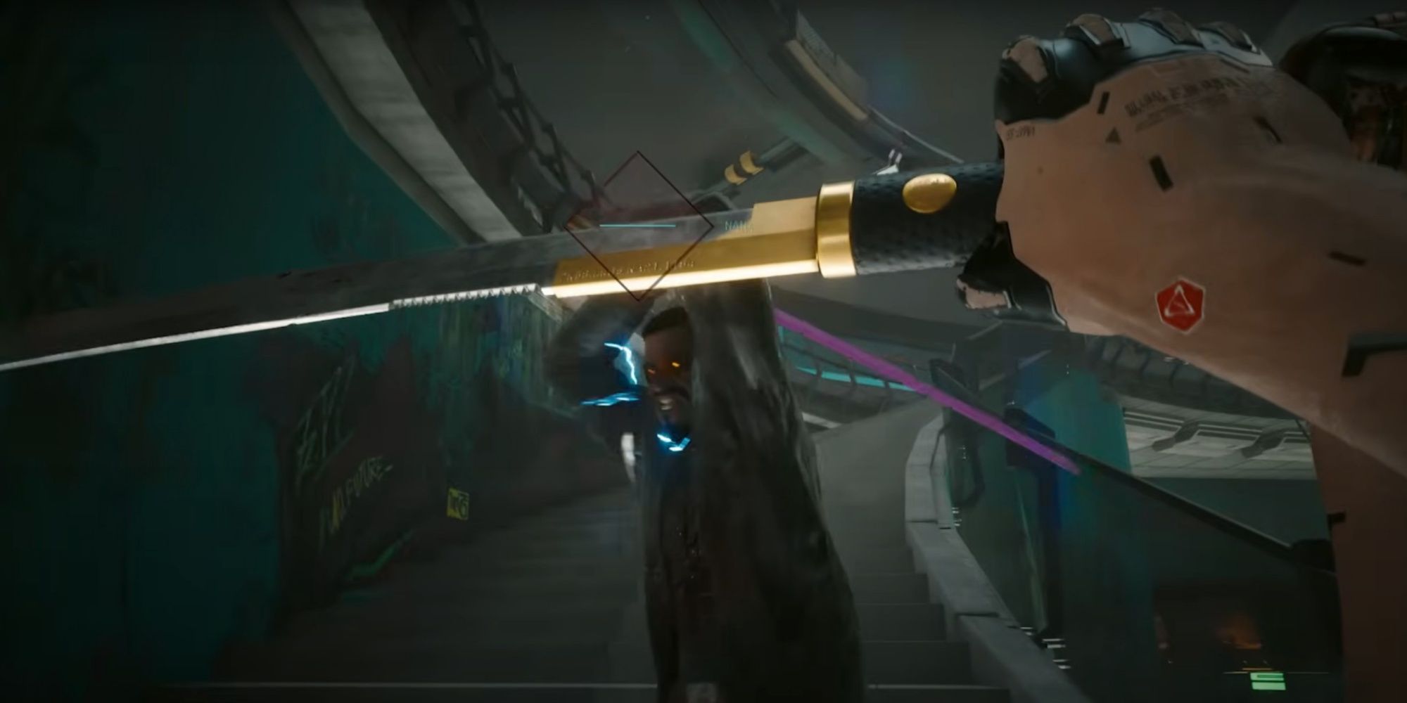 V duelling an NPC with a katana in Cyberpunk 2077.