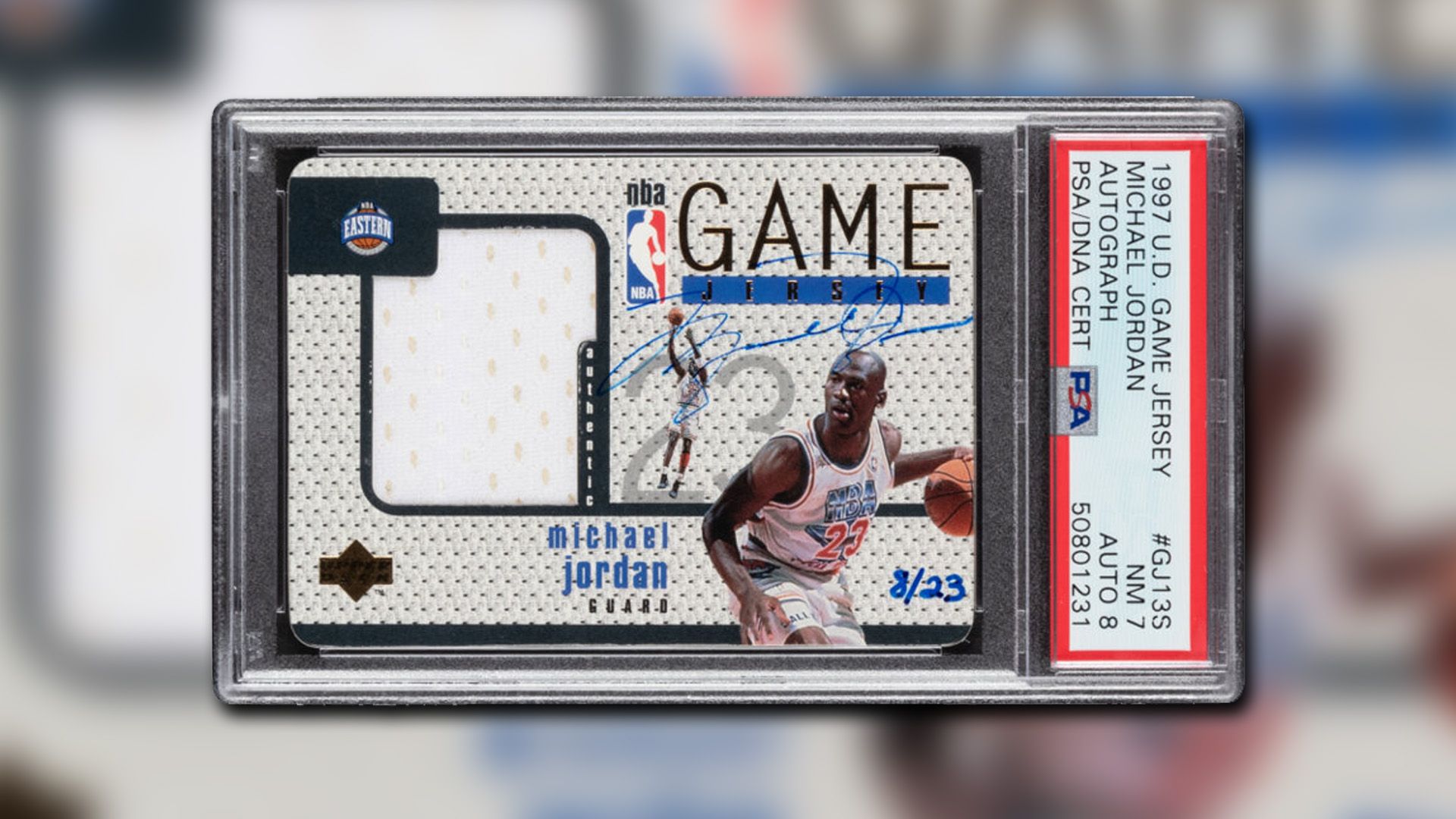 1997-98 بازی فوقانی بازی جرسی #GJ13s Michael Jordan کارت پچ را امضا کرد.