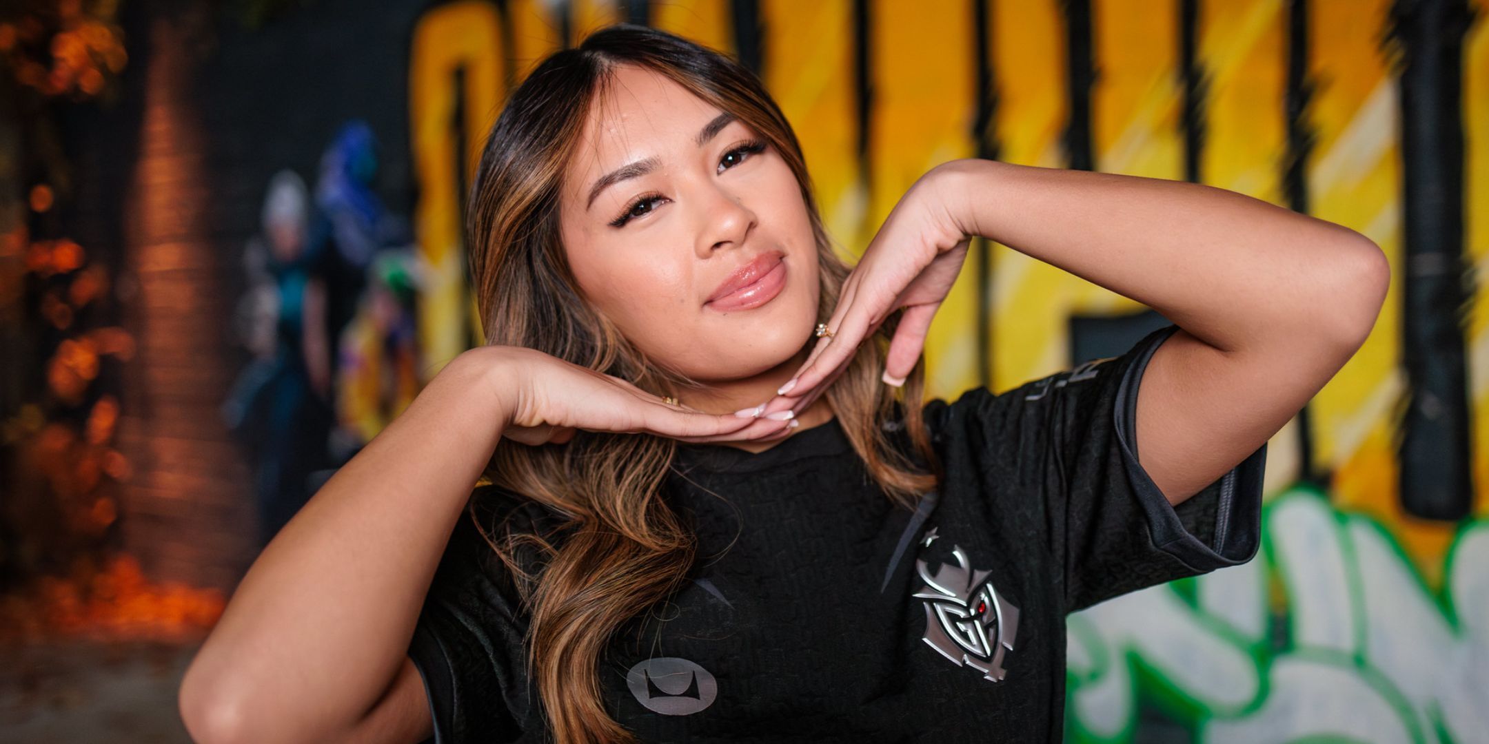 G2 Gozen Amy posed