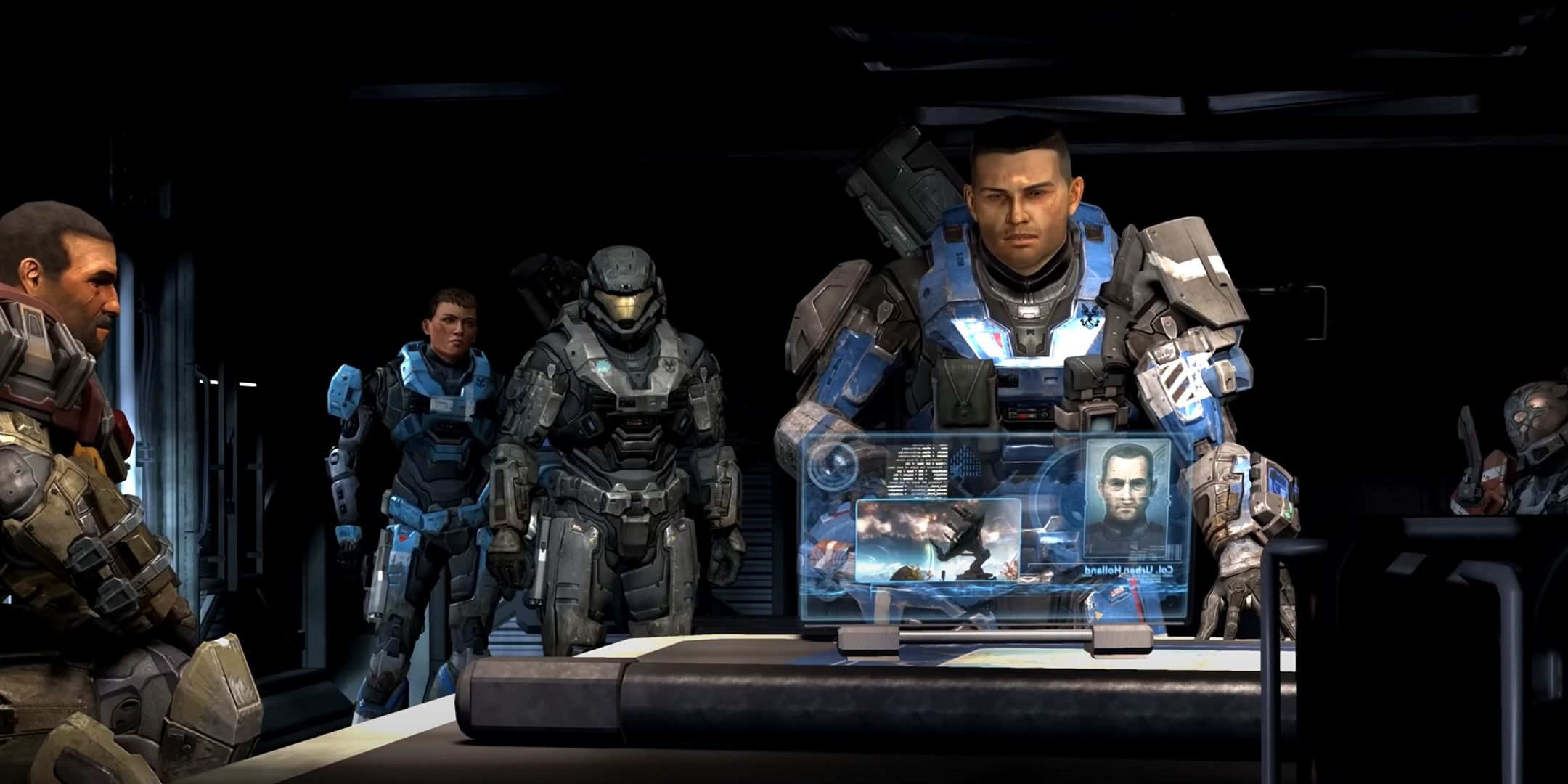 The noble team briefed the mission of Halo REACH.