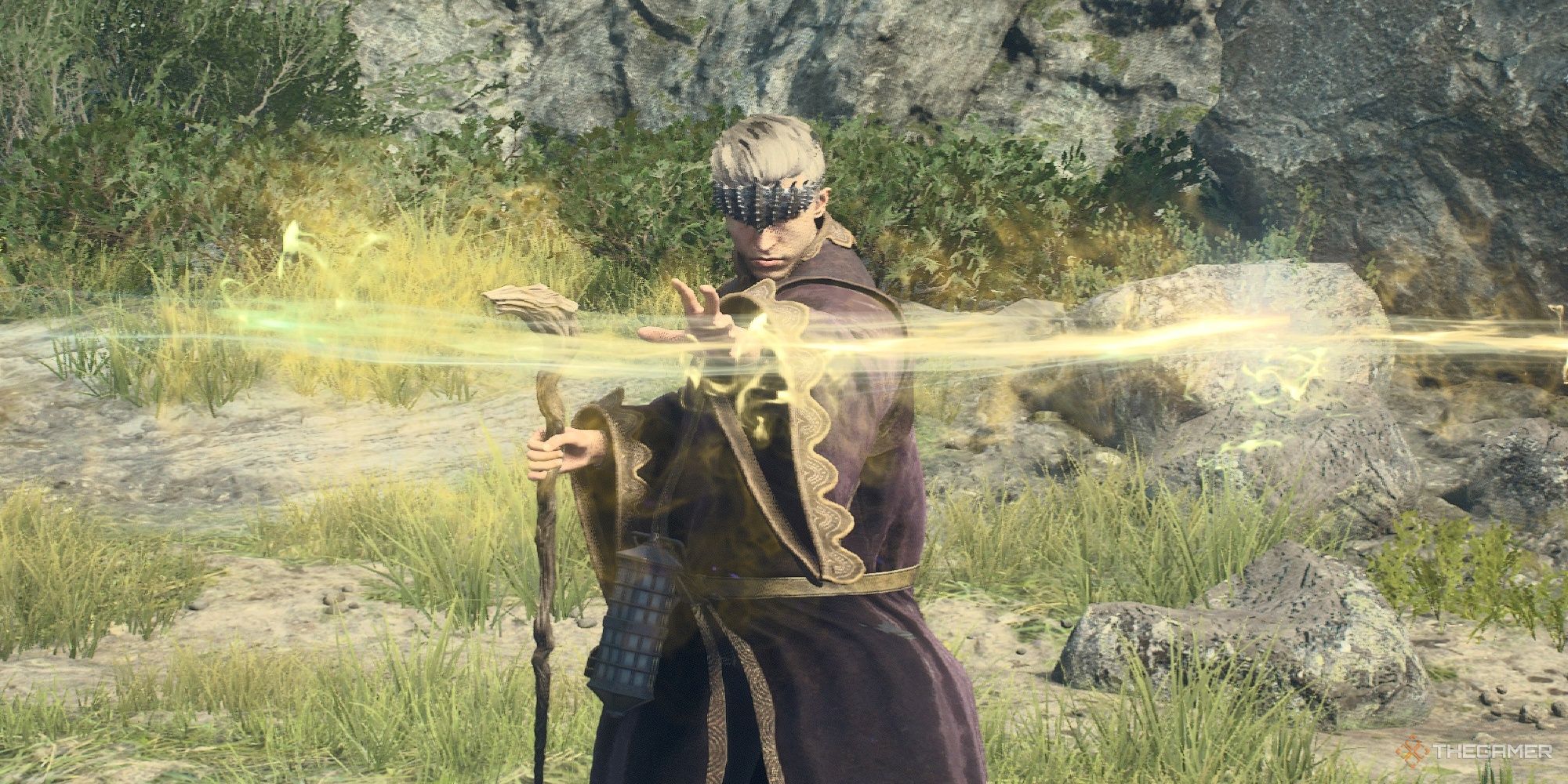 The Arisen casting a spell using the Mage Vocation in Dragon's Dogma 2.