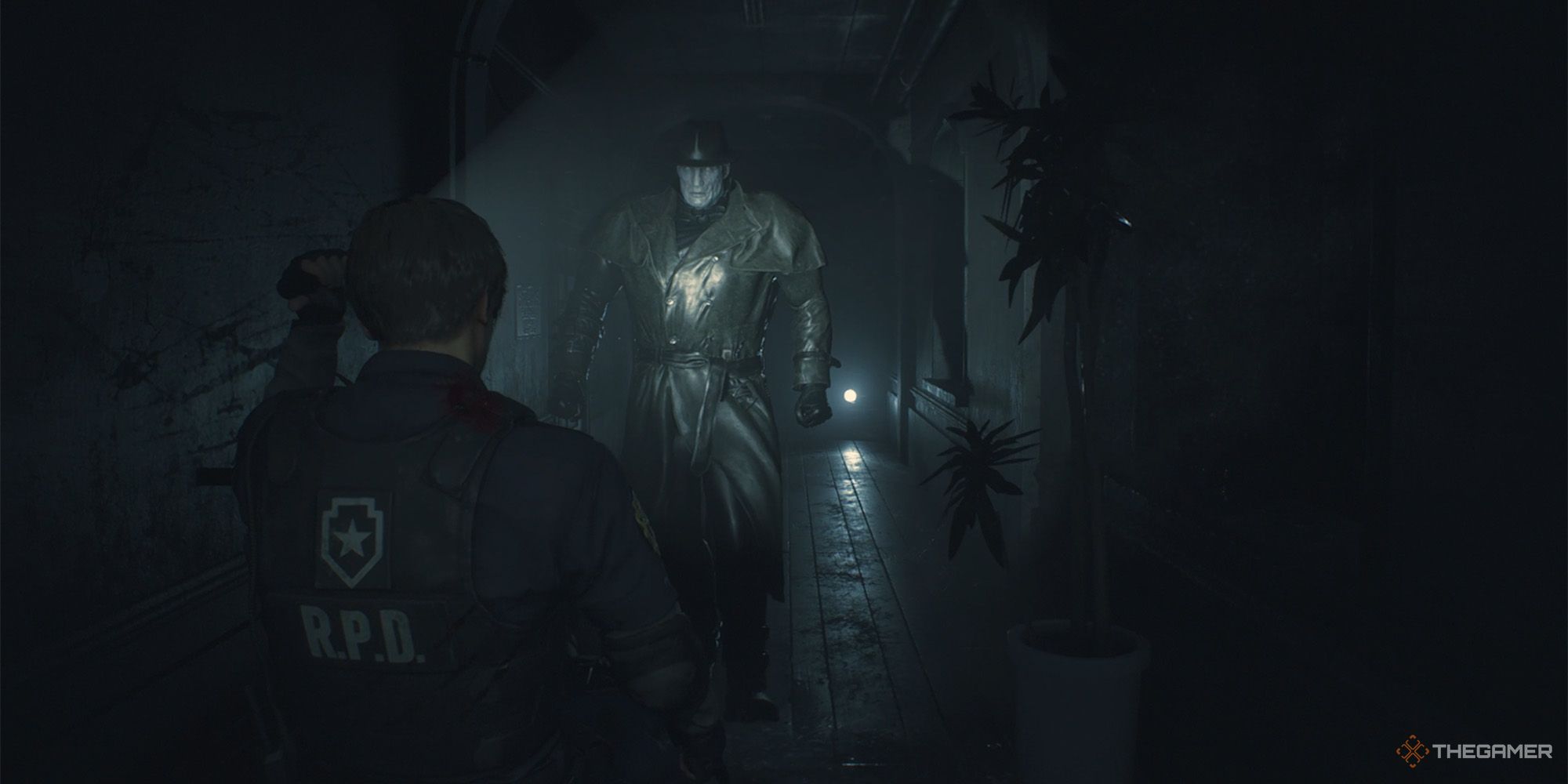Mr. X approaching Leon Kennedy in Resident Evil 2 Remake