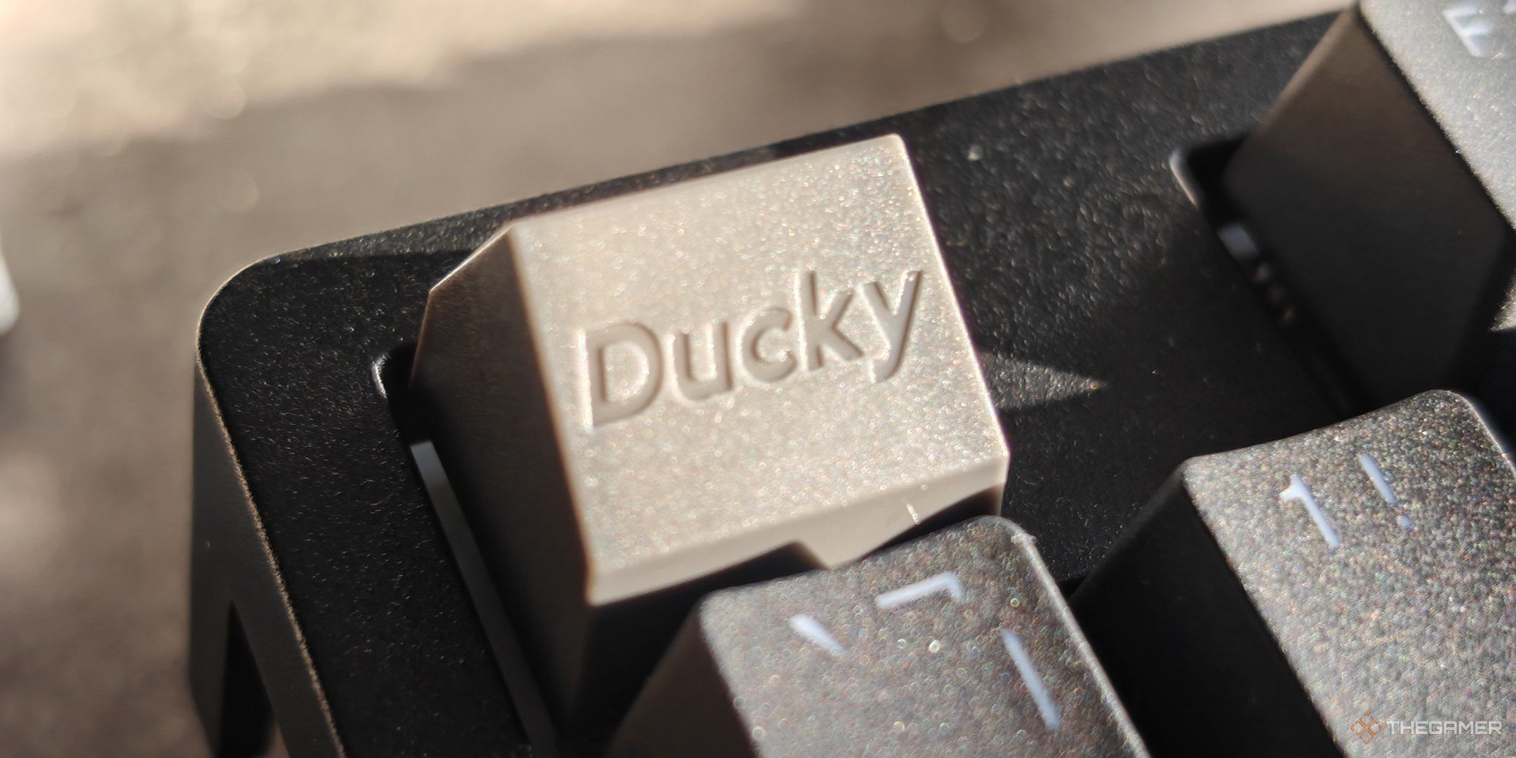 Обзор беспроводной клавиатуры Ducky Zero 6108: беспроводная и беззаботная