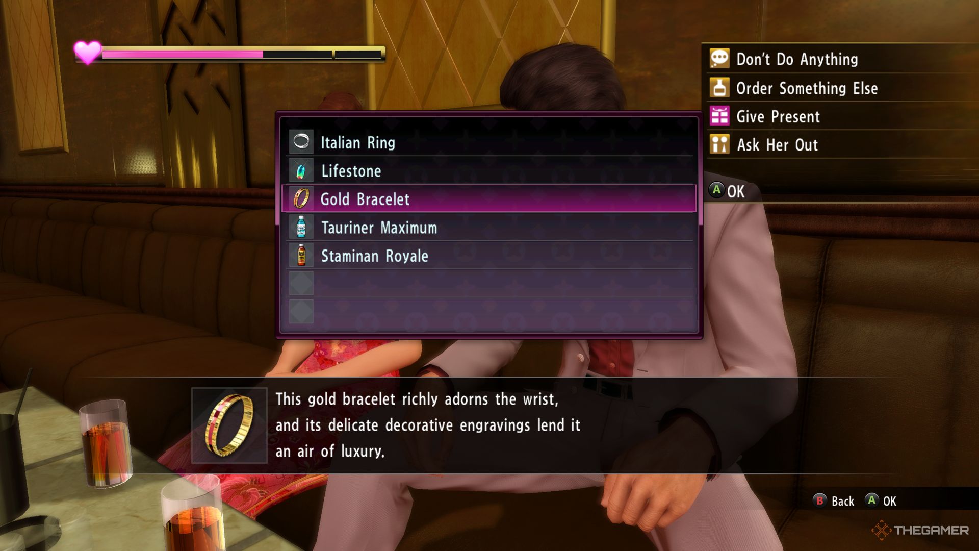 اسکرین شات Yakuza Kiwami از لیست هدایایی که باید به Yui بدهید.