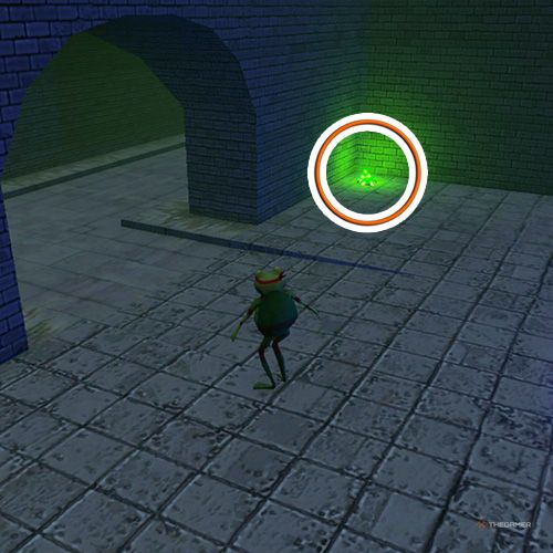 An orange circle shows the Cosplay Frog B costume location in Amazing Frog