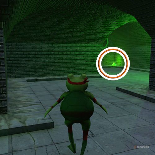 An orange circle shows the Cosplay Frog C costume location in Amazing Frog