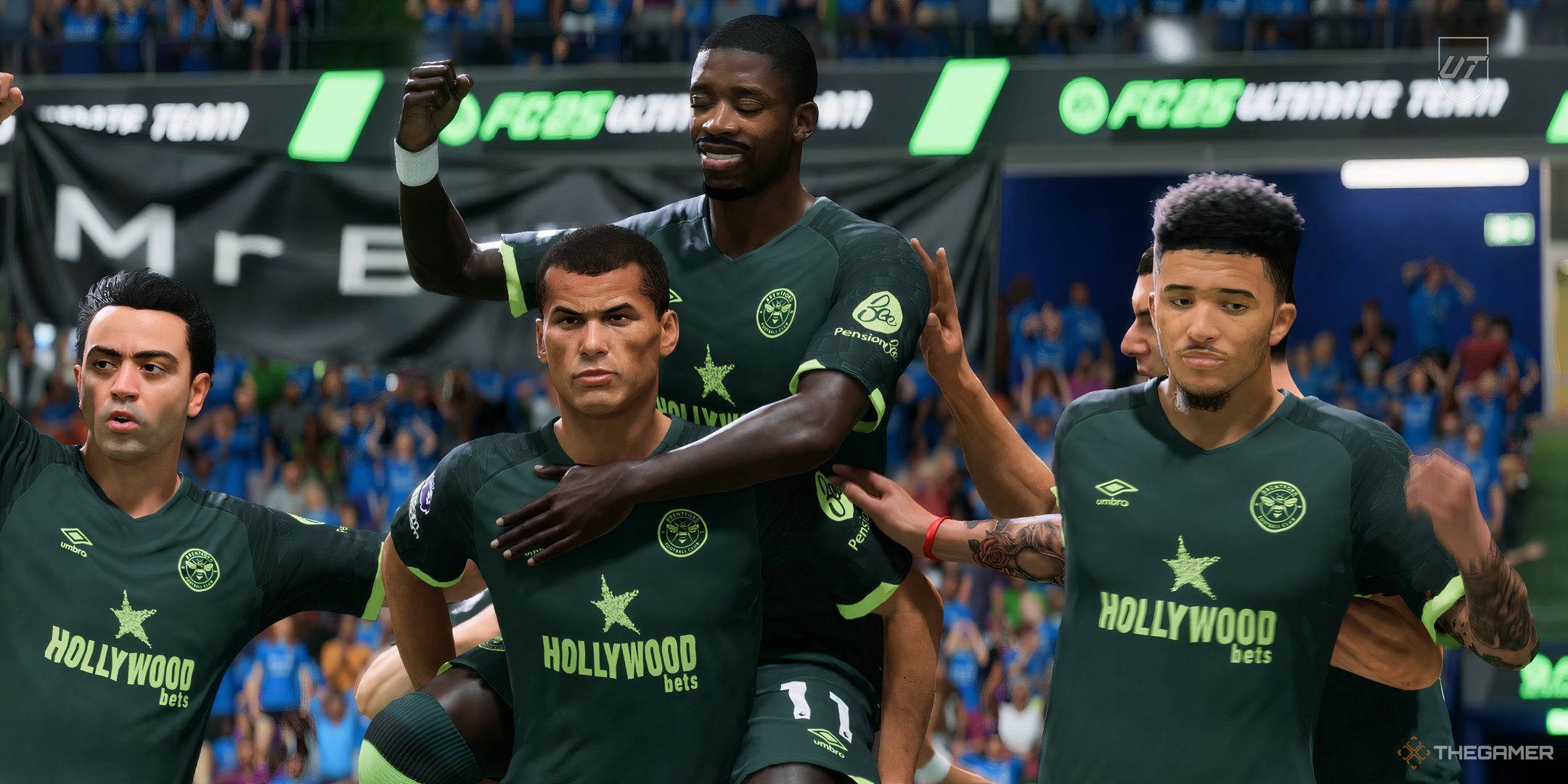 تصویری از بازیکنان نماد که بعد از به ثمر رساندن یک گل در EA Sports FC 25 جشن می گیرند. 