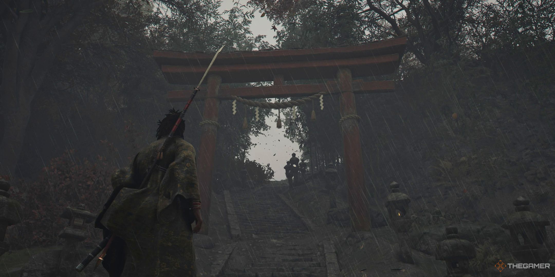 Yasuke standing near a Torii gate in Assassin&rsquo;s Creed Shadows.