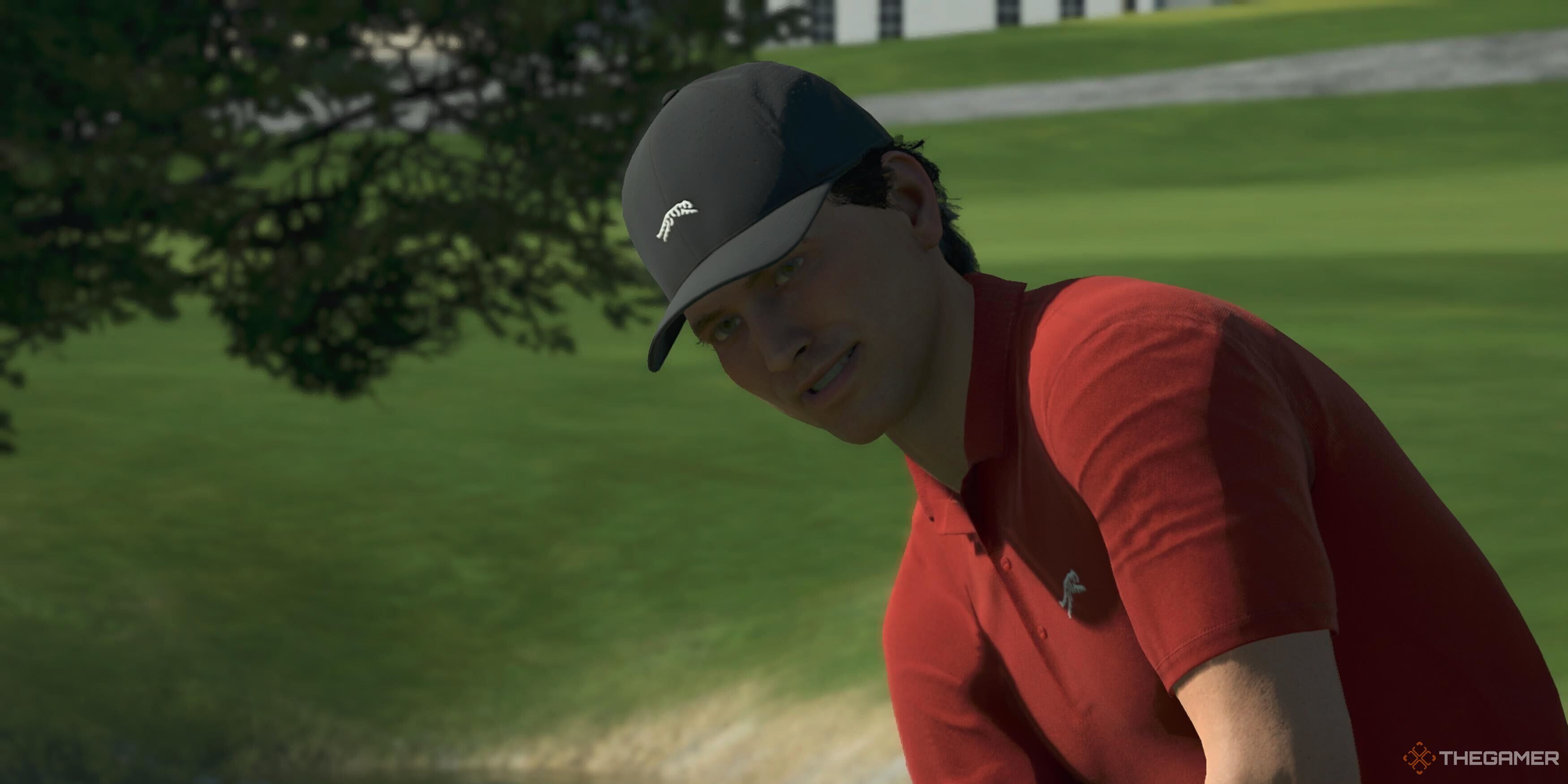 بازیکنی در کلاه در حال پوزخند در PGA Tour 2K25.
