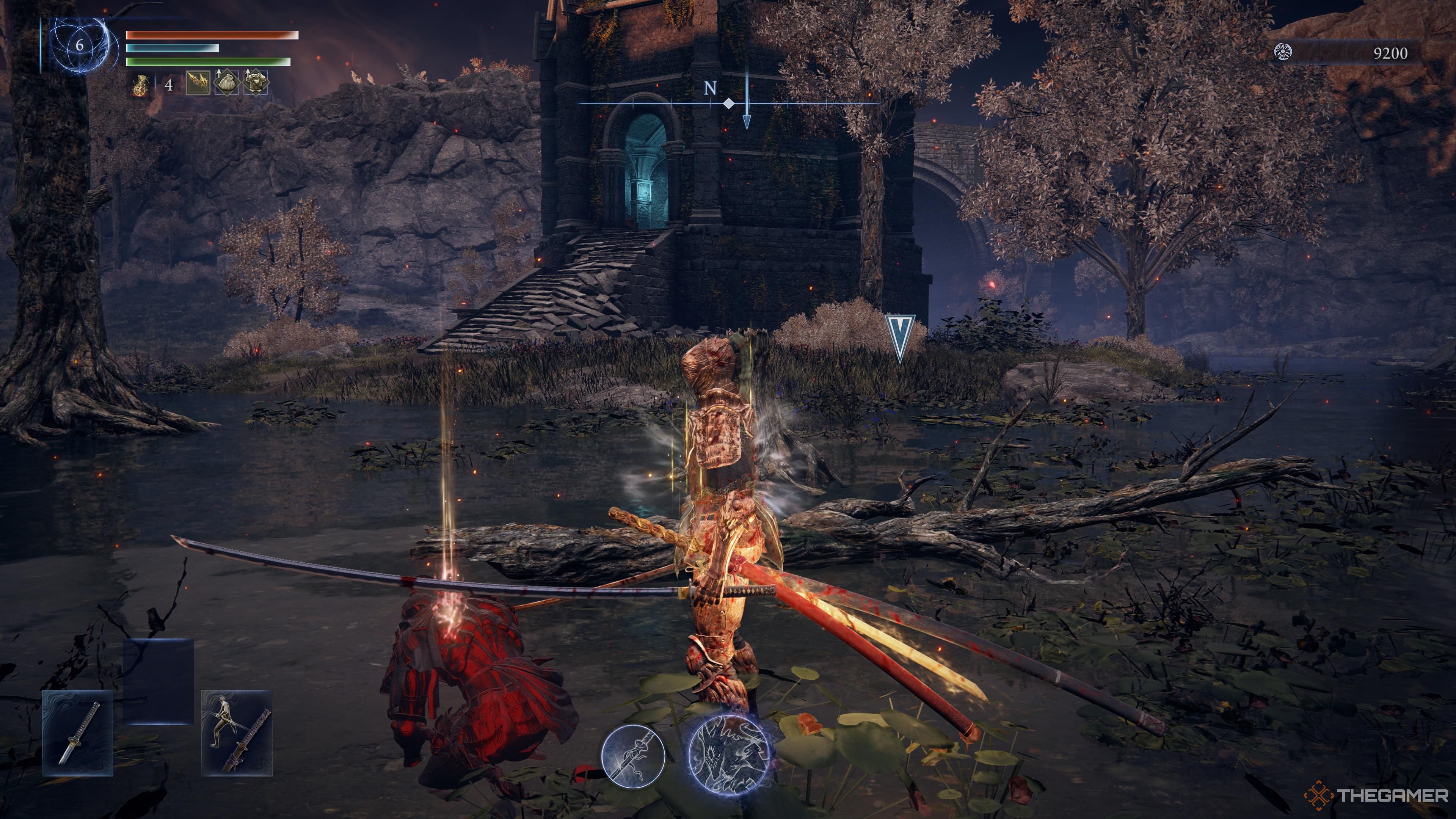 A red phantom hanging with a Nagakiba in the Eldin Ring Knight Traigan.