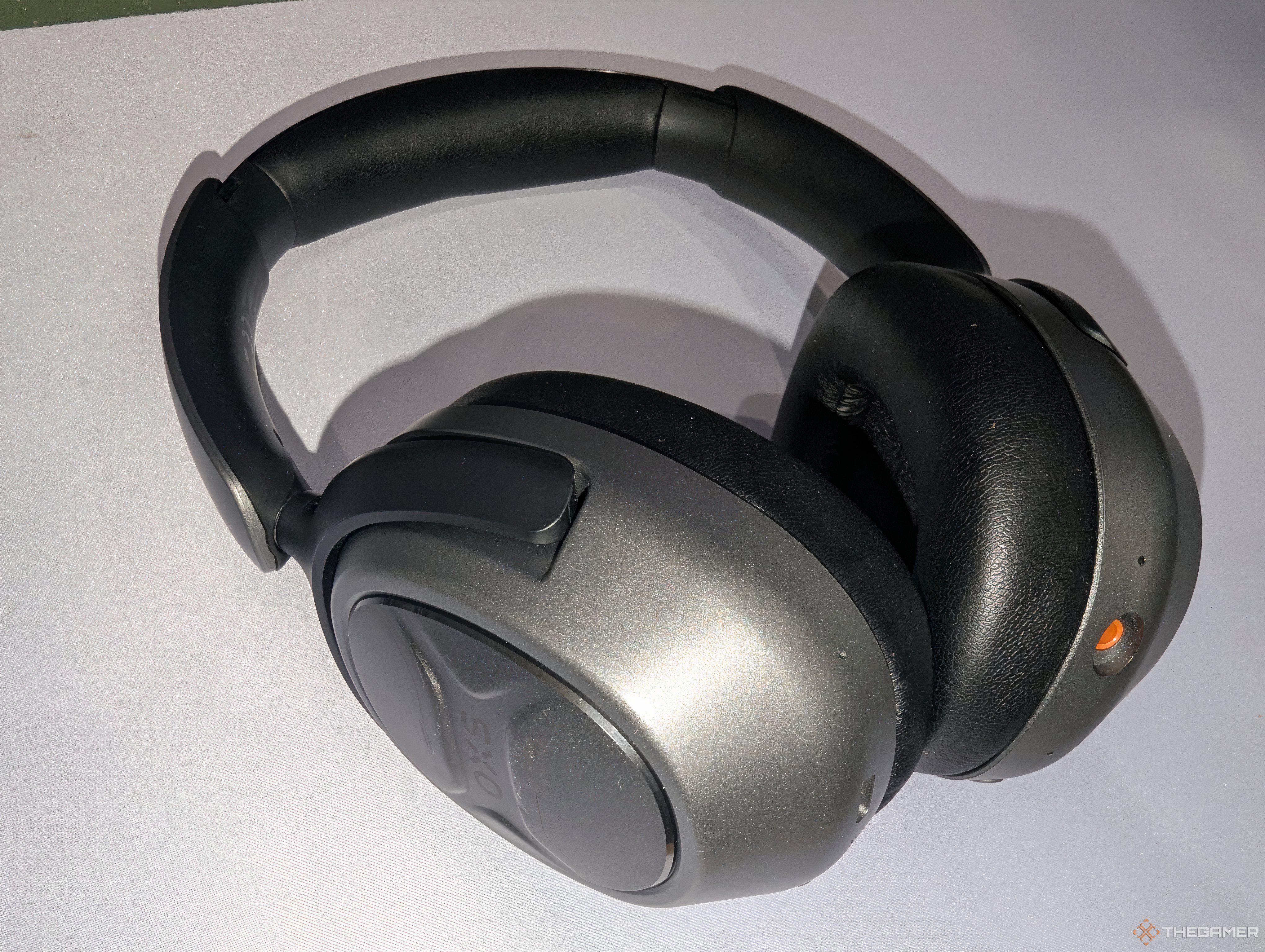 An OXS Storm A2 headset.