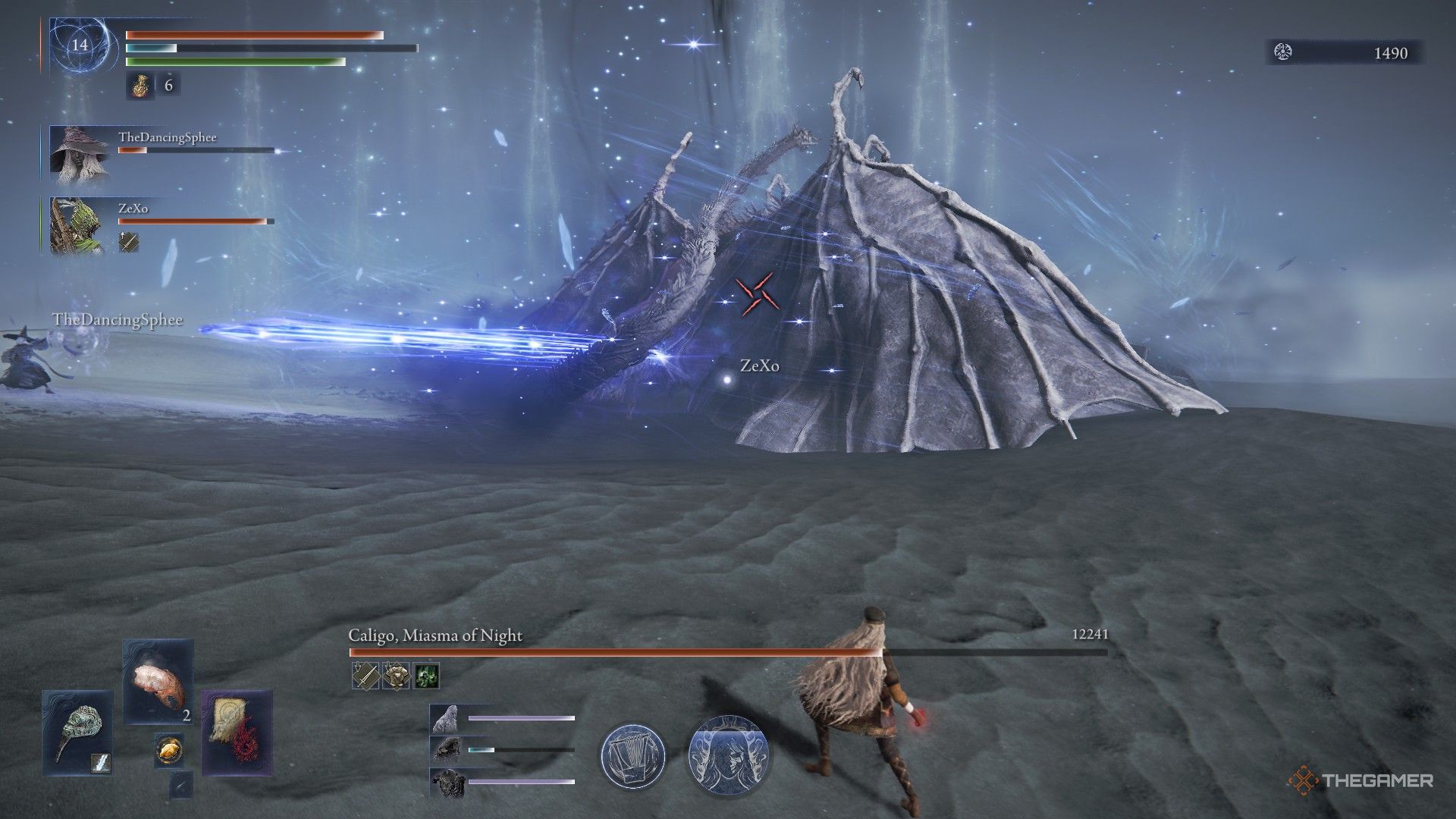 Revenant watches Recluse strike Everdark Sovereign Caligo during his phase transition in Elden Ring Nightreign.