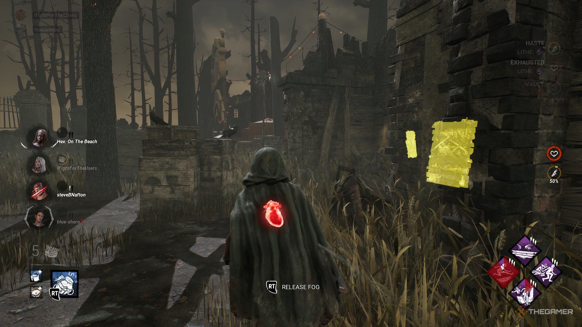 Michonne runs in a dead daylight.